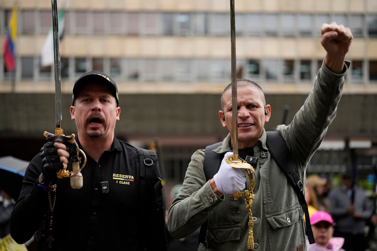 Colombia Arrests 217 Suspected Members of Major Drug Cartel