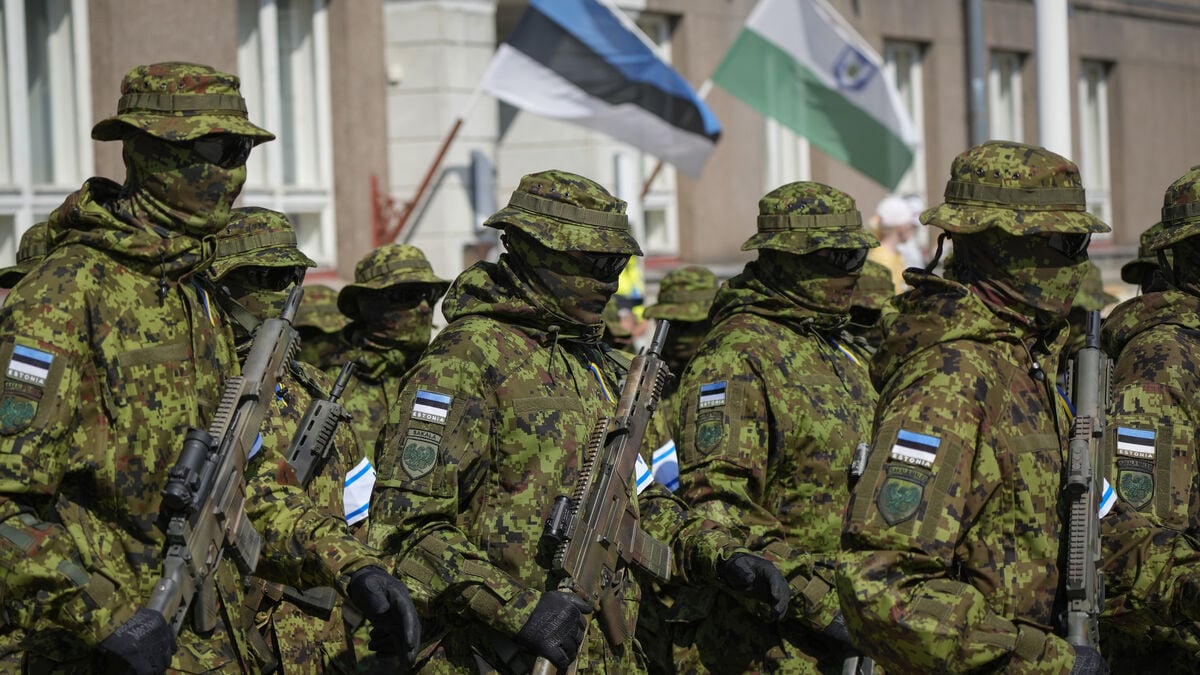 Estonia moves forces closer to Russia and expands long-range strike capabilities