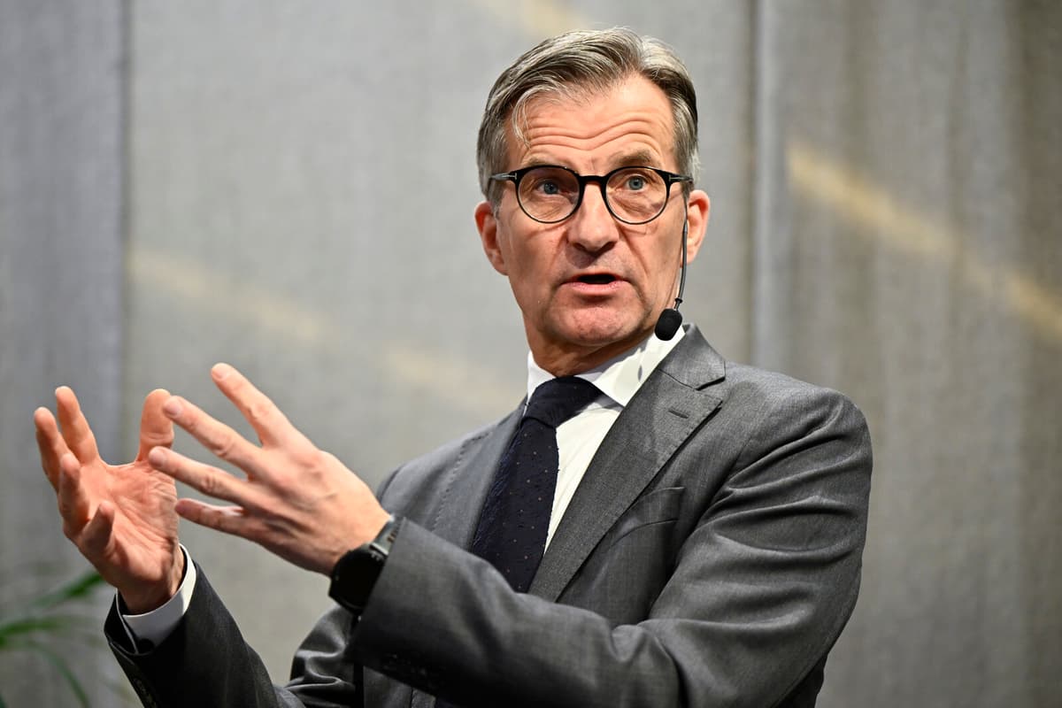 Swedish Central Bank Expected to Cut Rates Amid Customs Crisis