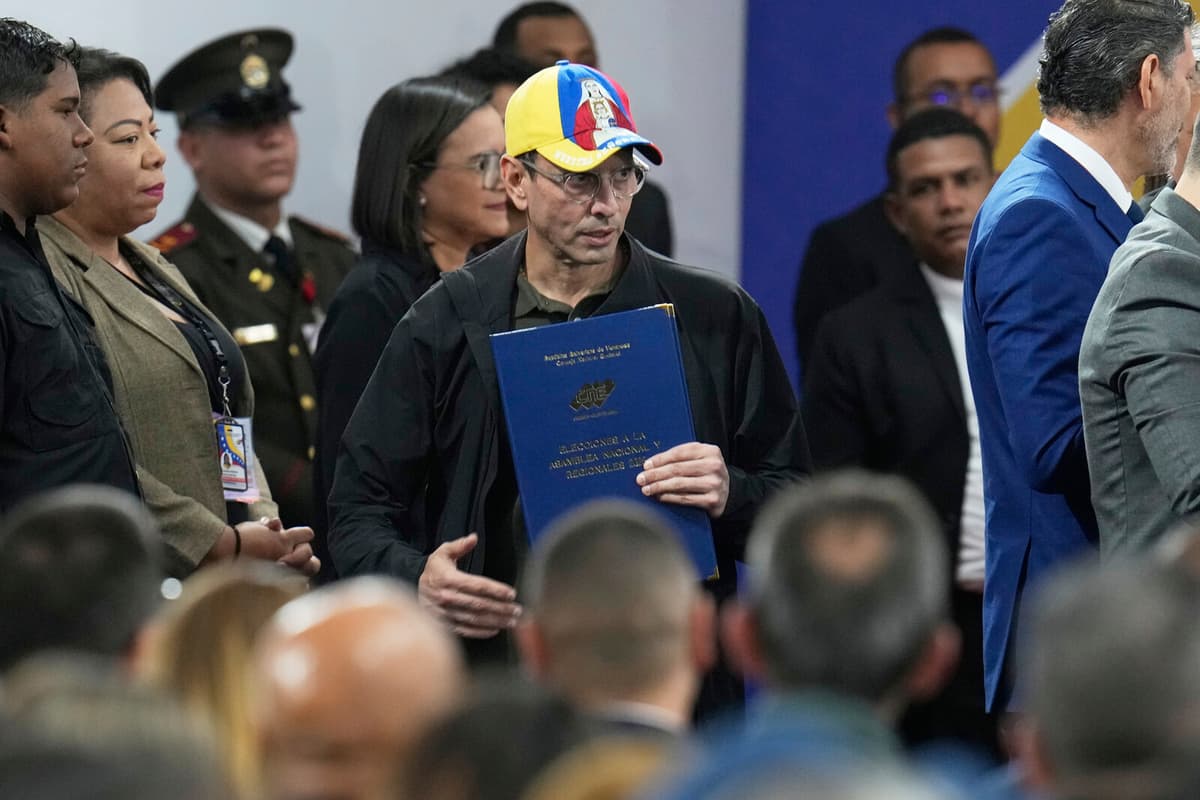 Venezuela Frees Eight Opposition Leaders Including Américo de Grazia