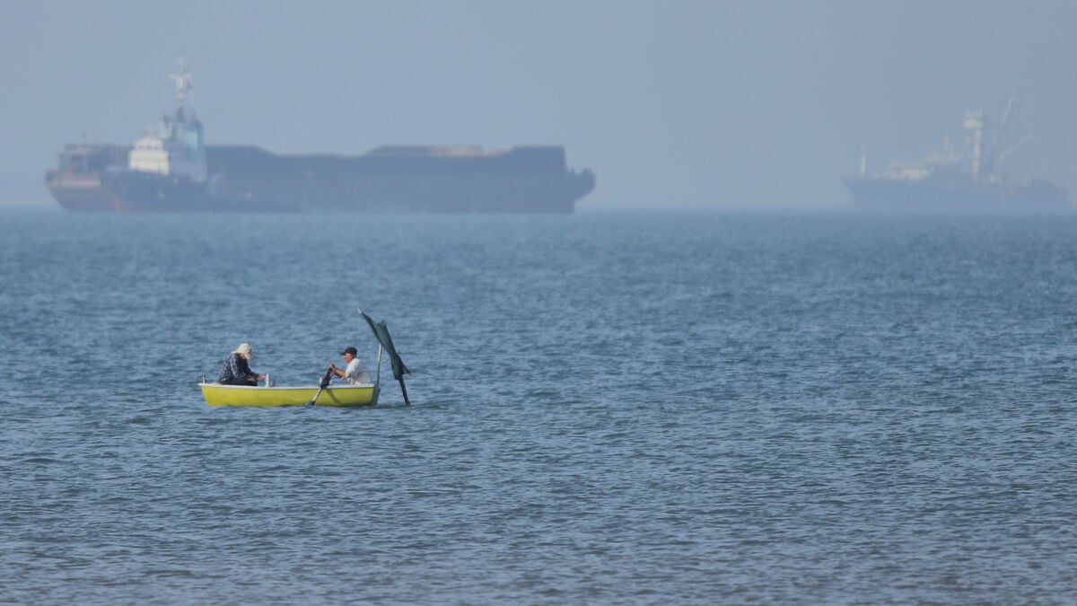 Iran warns against interference in the Strait of Hormuz