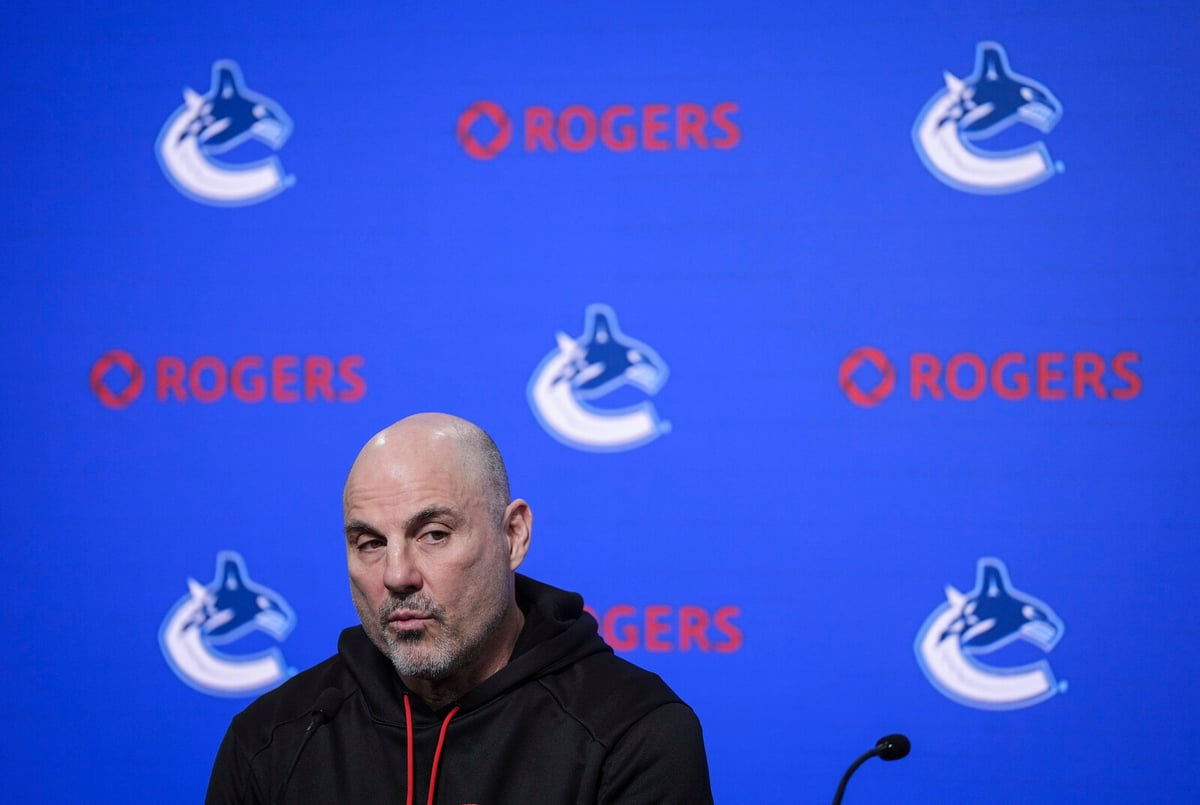 Vancouver Canucks Coach Rick Tocchet Leaves Amid Criticism of Elias Pettersson