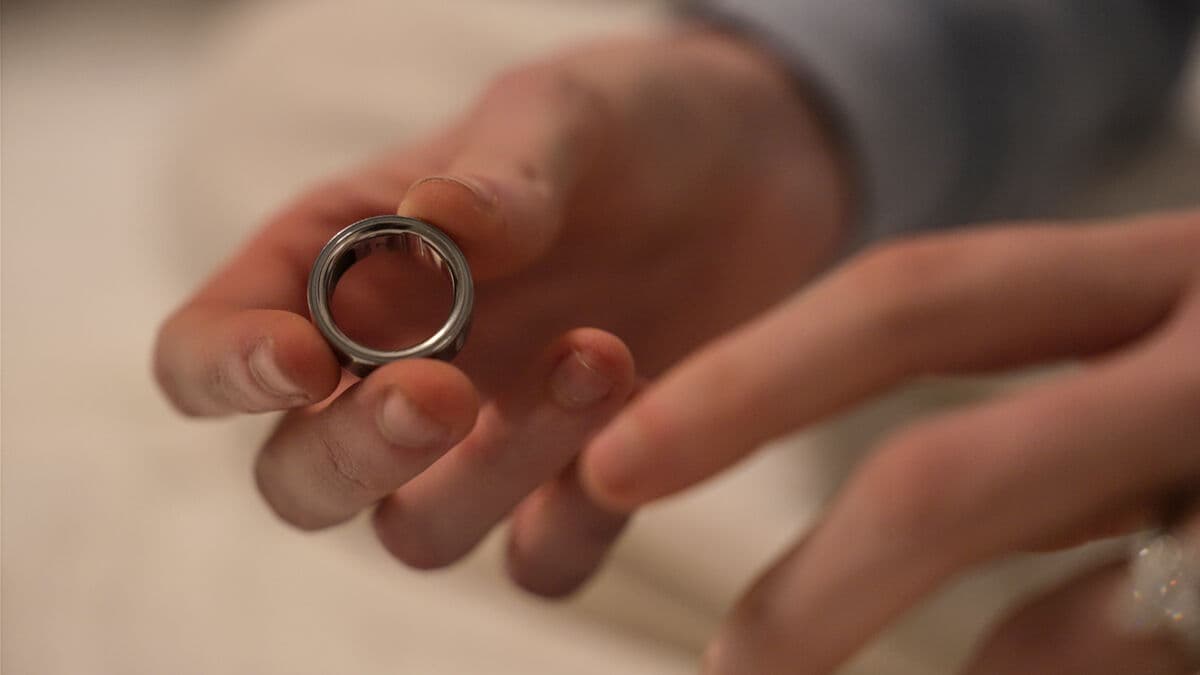 Finnish smart ring manufacturer Oura hires Apple executive Brian Lynch