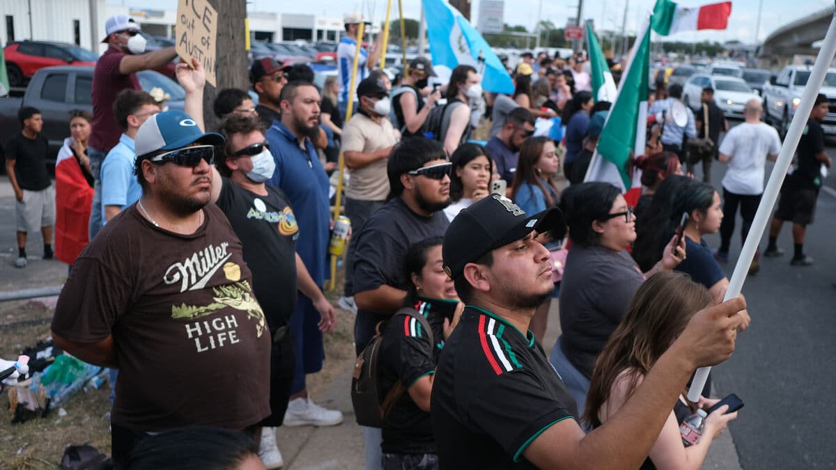 Man shot by ICE agent in Austin, Texas, after immigration operation