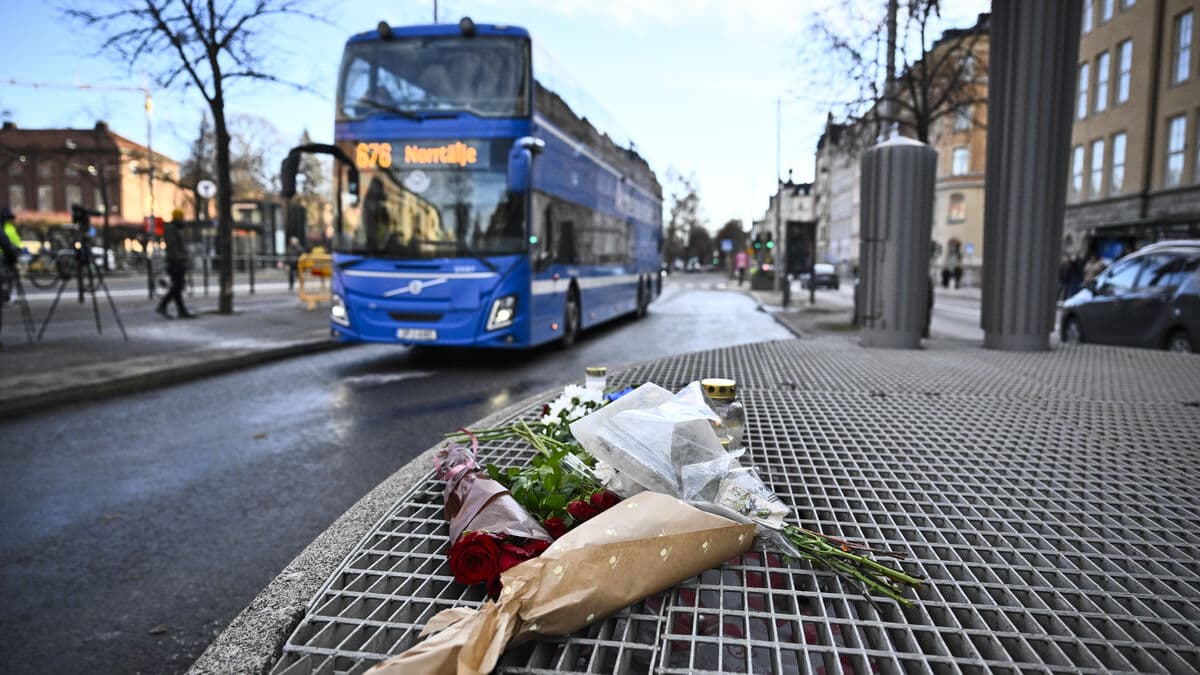 Employee at Karolinska died in bus accident