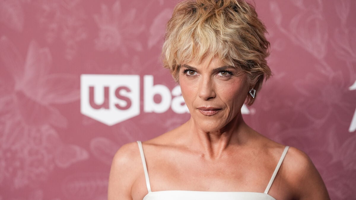 Selma Blair Taken Into Custody After Alleged Incident Involving Flight Crew