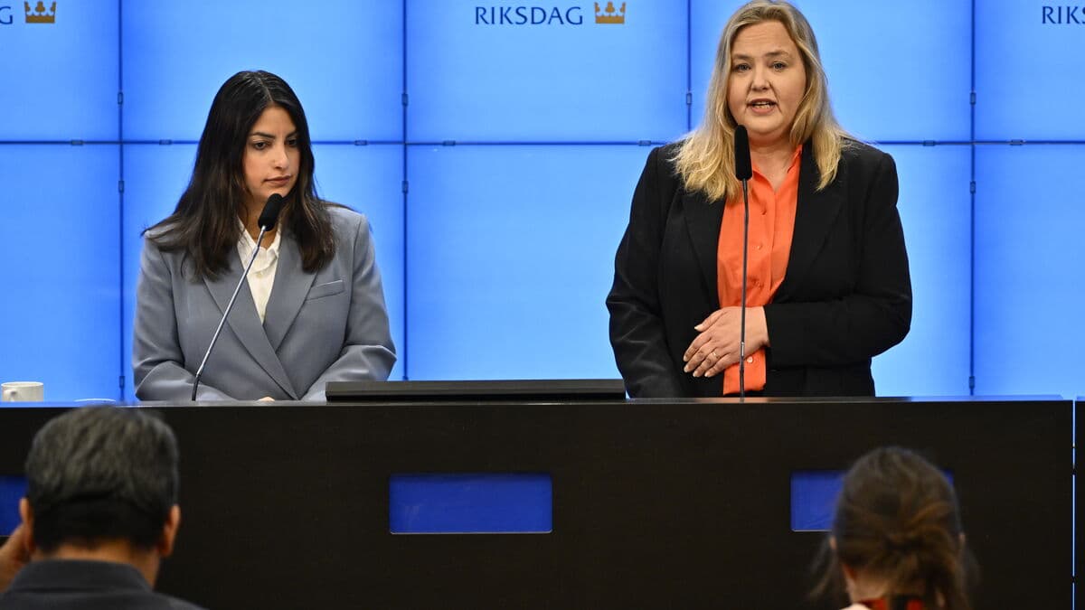 Left Party wants to increase child benefit by 500 kronor from June