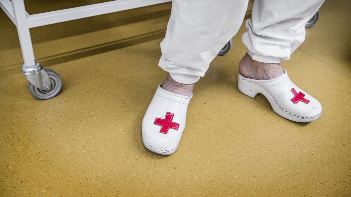 Private-Sector Nurses Face Cuts of Thousands of Kronor in Unemployment Benefits