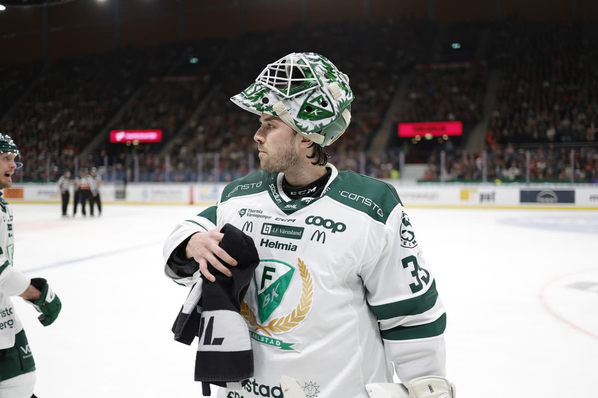 Färjestad Triumphs 6-2 in Quarterfinal with Backup Goalie Lindbäck