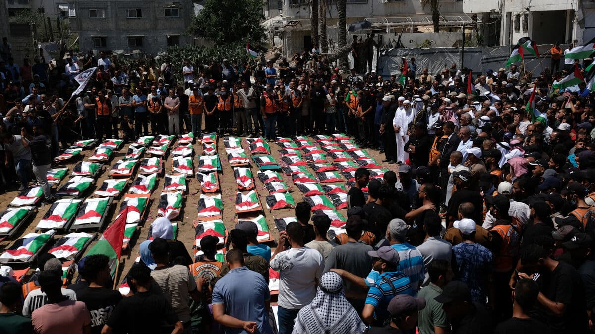 Mass funeral held for 112 Palestinians killed in Gaza City attack