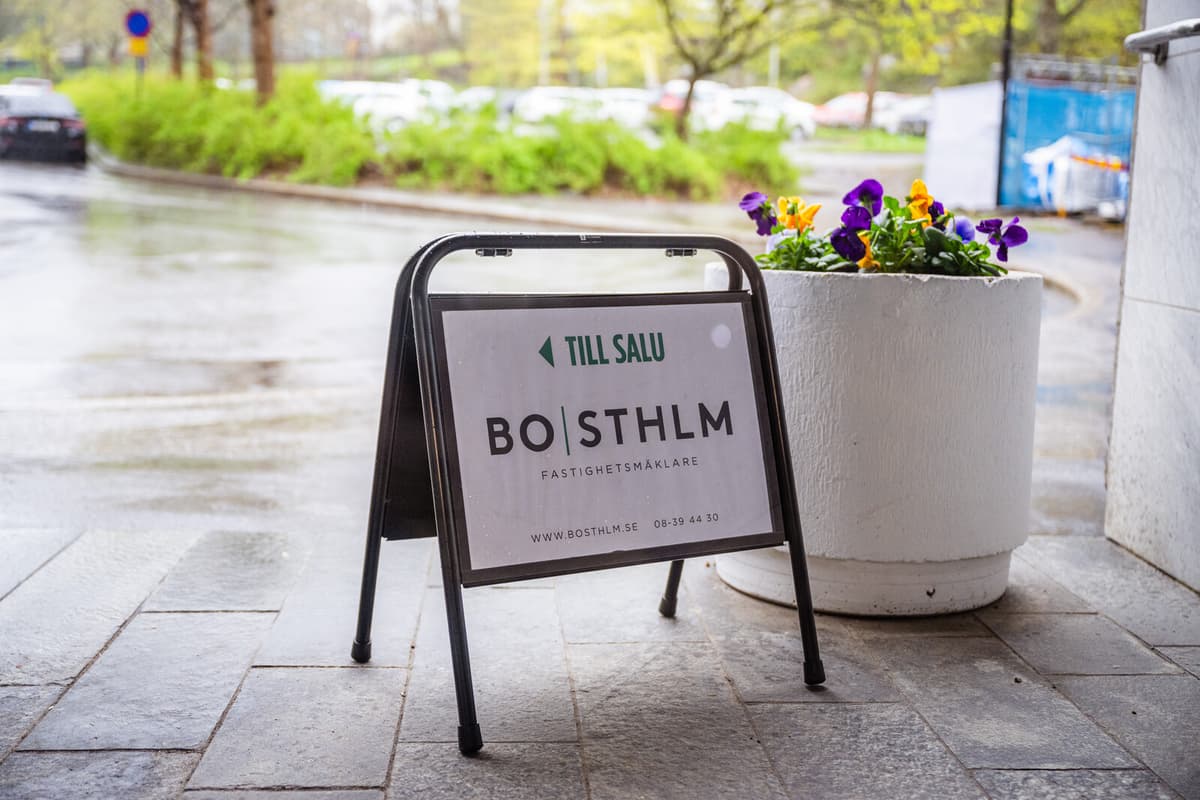 Housing Prices Rise in March but Face Uncertainty After Market Crash