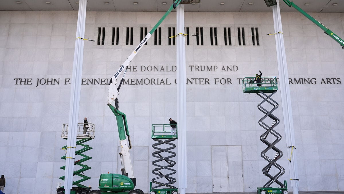 Kennedy Center to close for two years for renovation