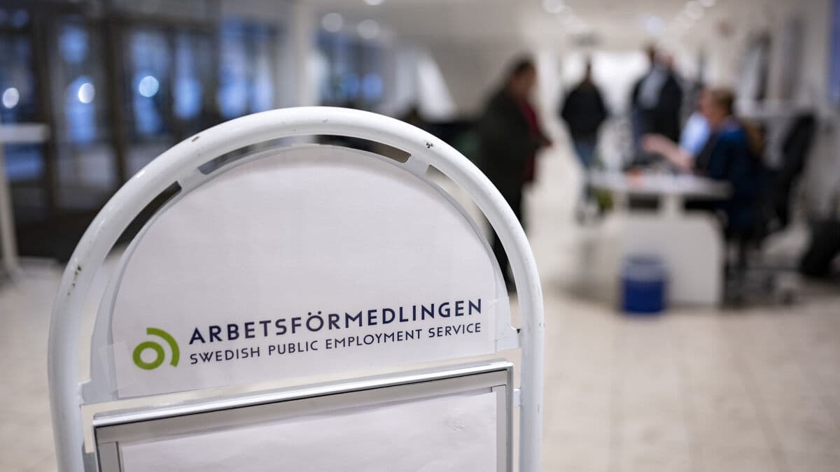 Slow improvement in the job market in Sweden