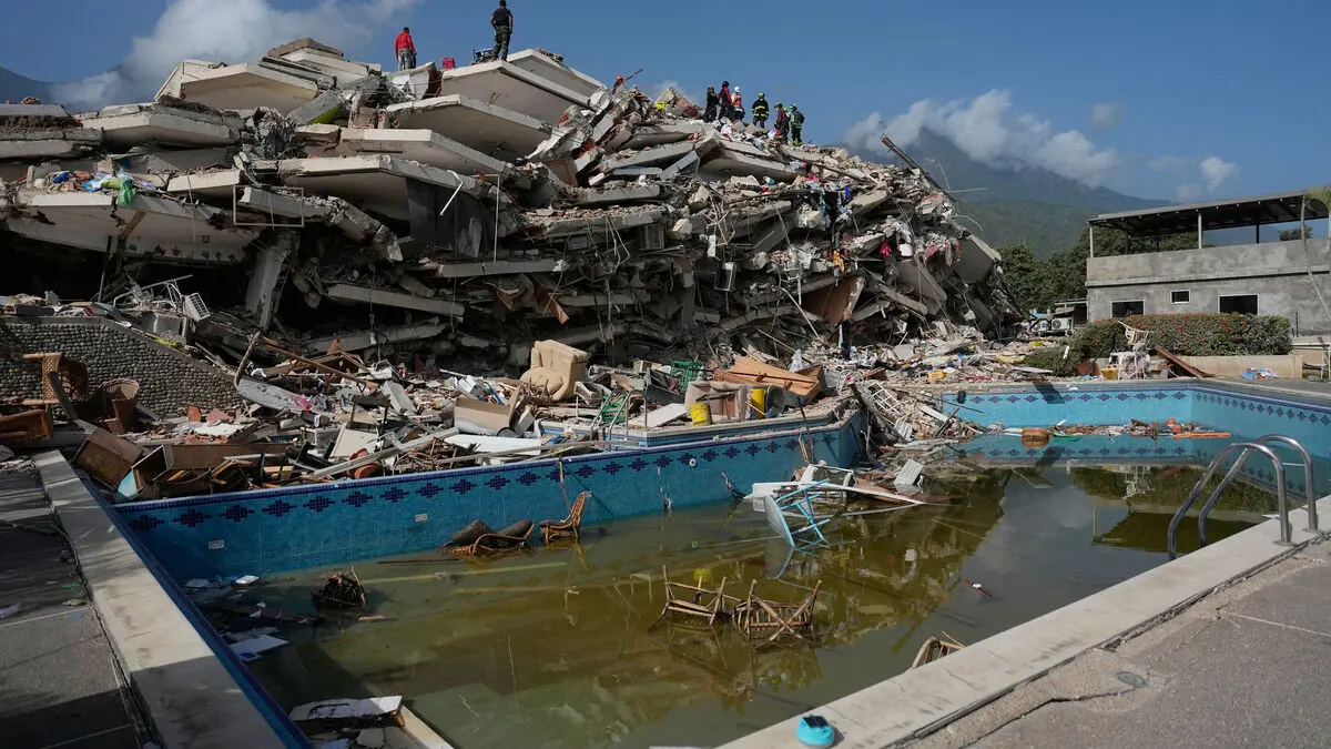 Venezuela earthquake rescue efforts enter critical stage as survivors feared trapped in rubble