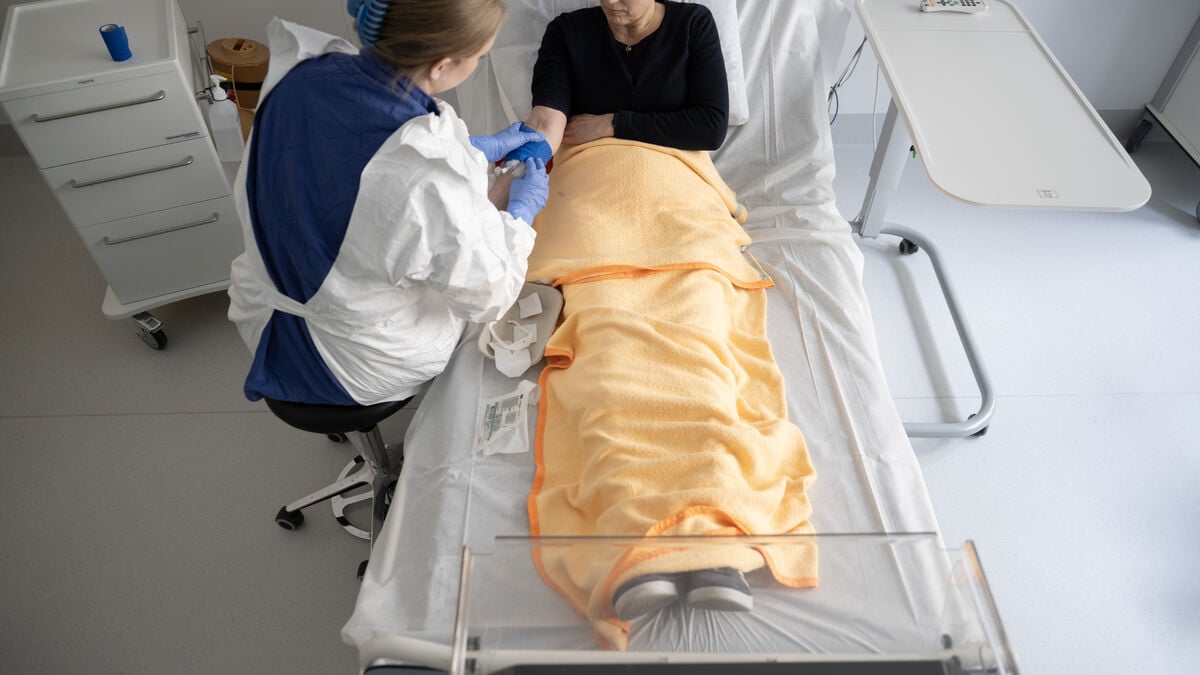 This is how much Sweden's regions offer in compensation to healthcare workers