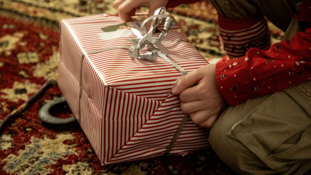 Wrong or ugly Christmas gift? When you can return or exchange it