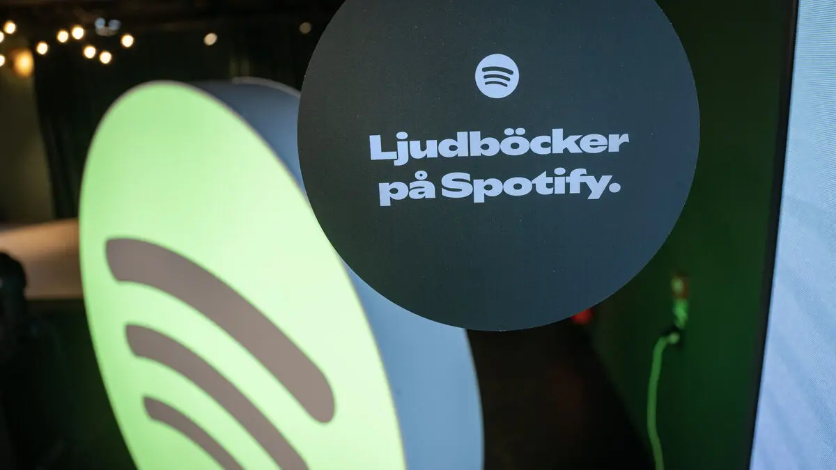 Spotify starts selling physical books to premium subscribers in US and UK