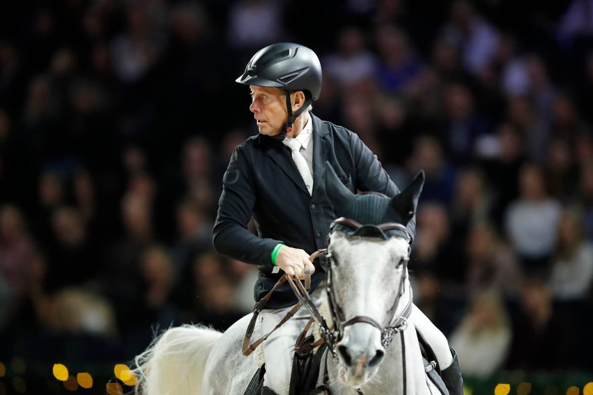 Rolf-Göran Bengtsson's Elite Riding Career Ends as Top Horse Zuccero Sold