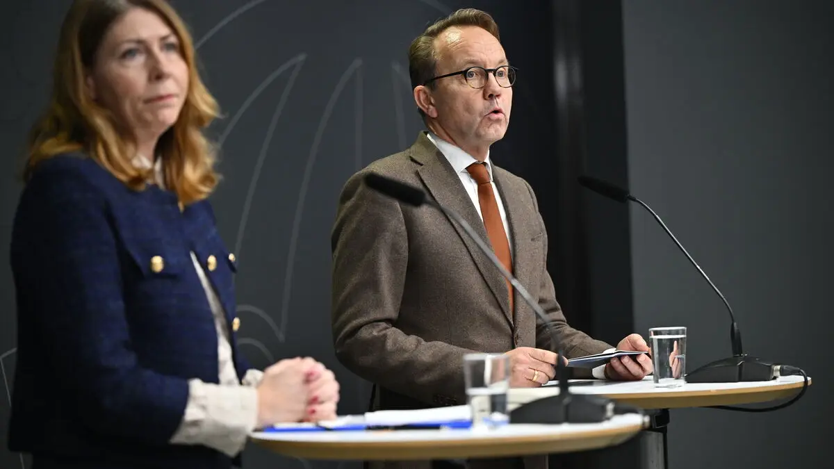 Surgery queues for knees and inguinal hernias to be shortened