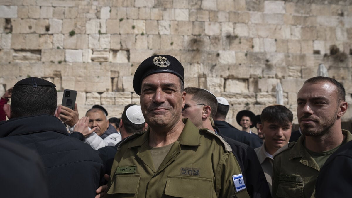 Israeli military chief Eyal Zamir visits forces in southern Lebanon