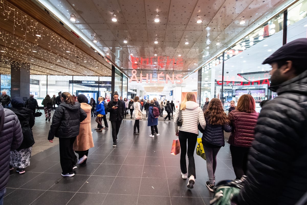 Household Consumption Down in March 2025 but Up Year-Over-Year