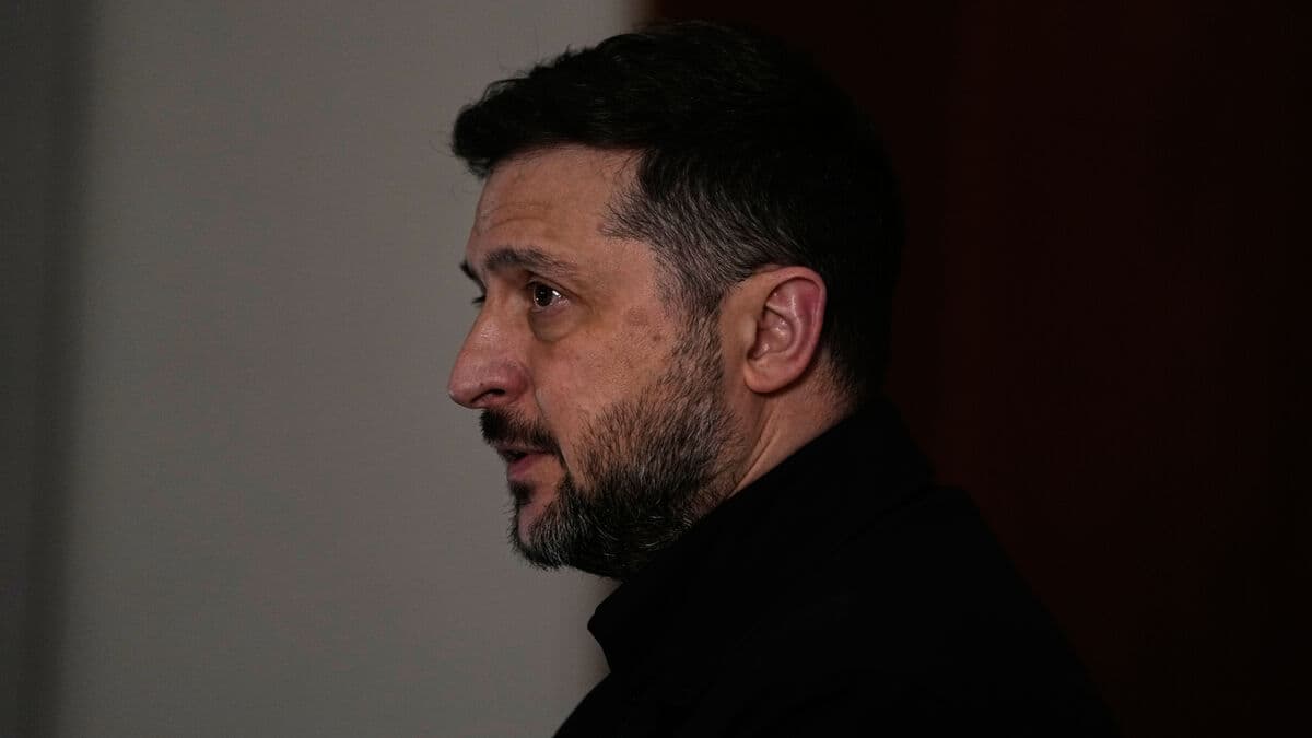 Zelensky says Ukraine ready for ceasefire but will respond if Russia violates