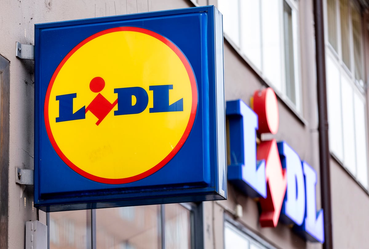 Lidl Sweden recalls dog treats due to salmonella risk