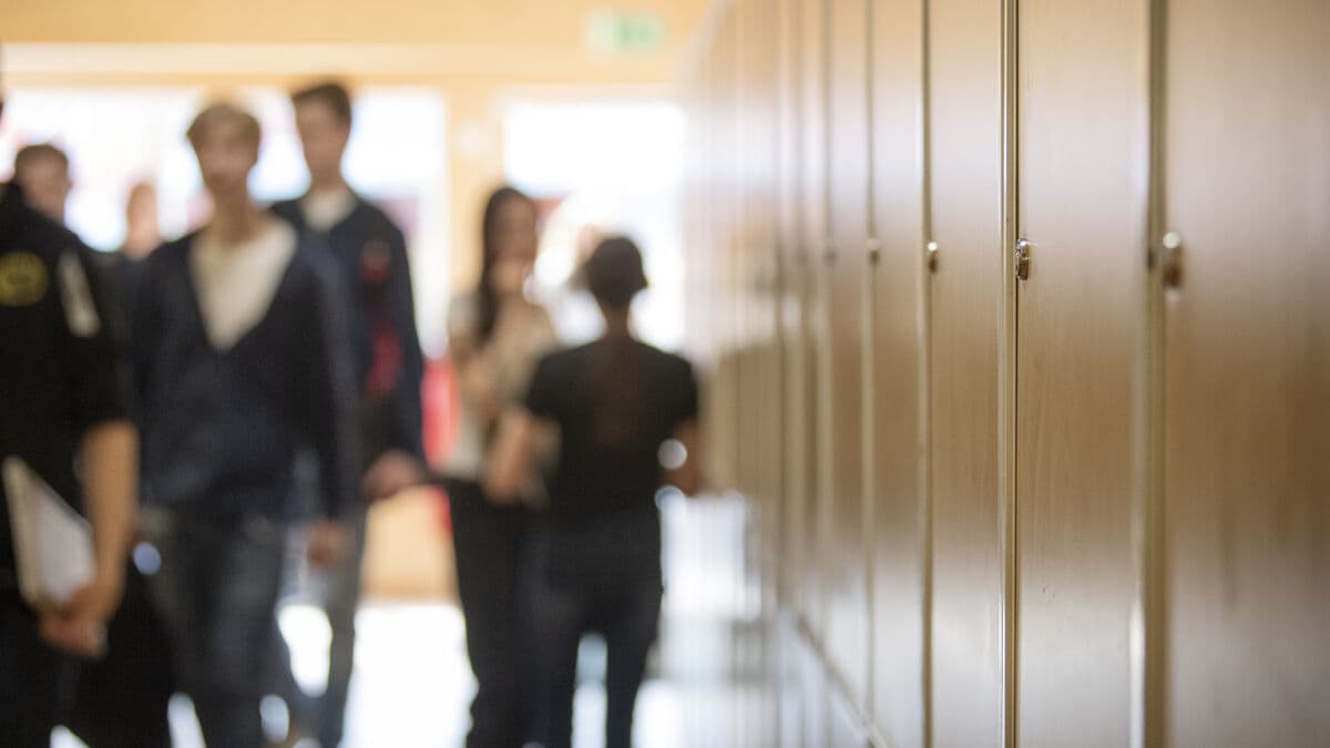 Teacher in Skellefteå sentenced for squeezing 12-year-old student's butt