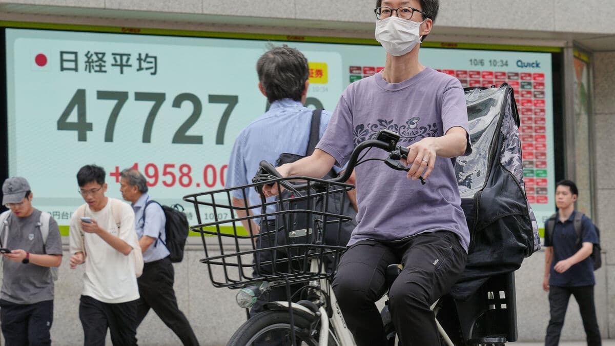 Asian Stock Markets End Week on a Downward Trend