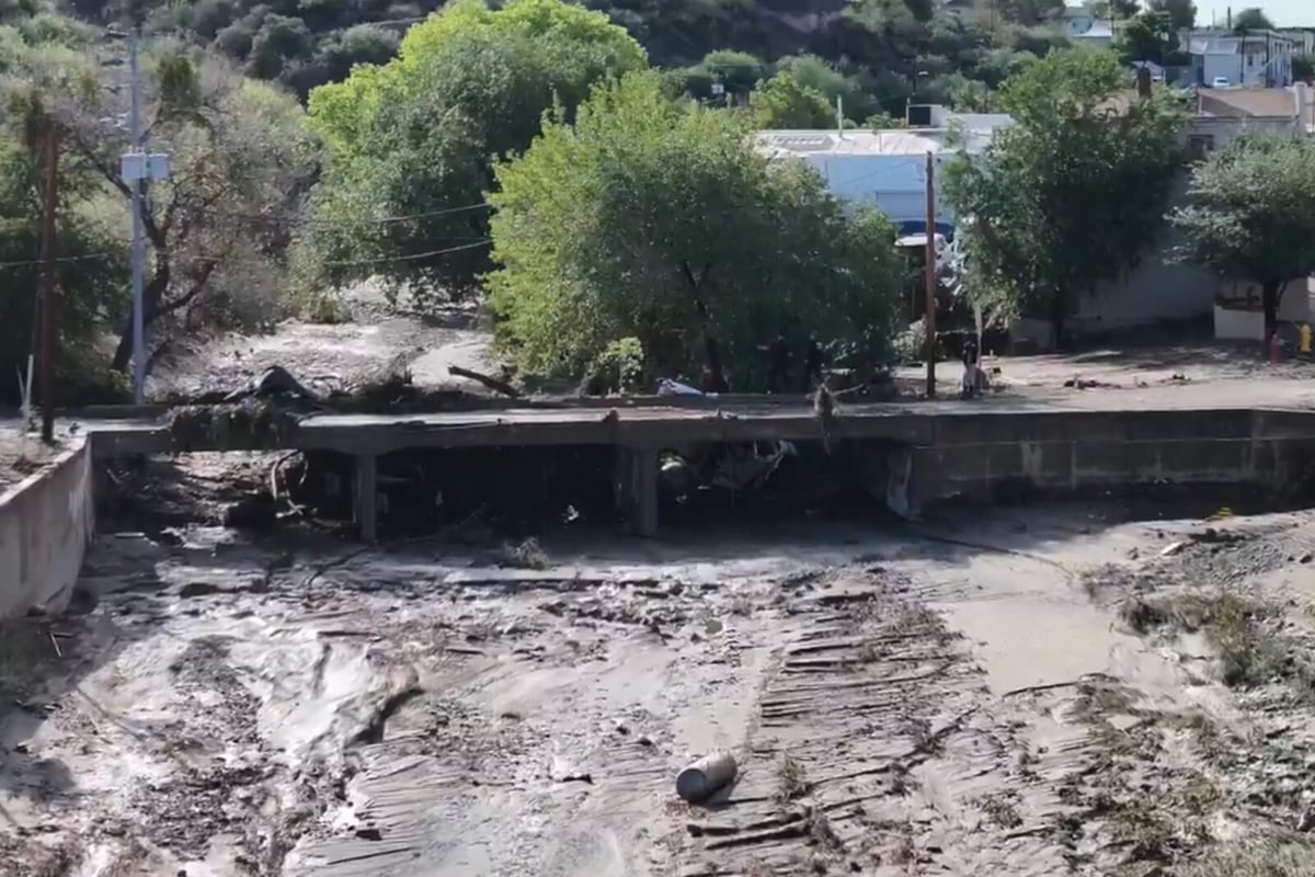 Arizona Flooding Leaves Several Dead and Triggers Rescue Operations