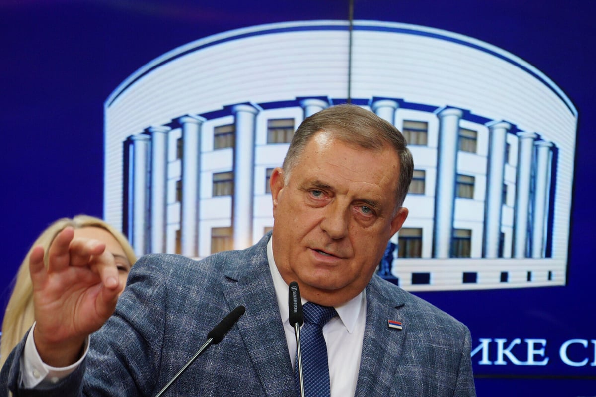 Ousted Bosnian Serb Leader Dodik Avoids Prison with Fine