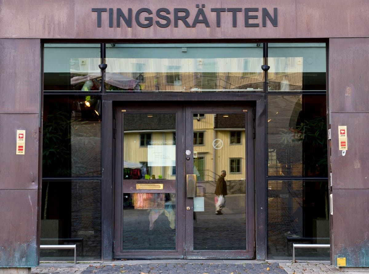 Gang Rapper Sentenced for Ordering Teen to Kill Rival in Sweden