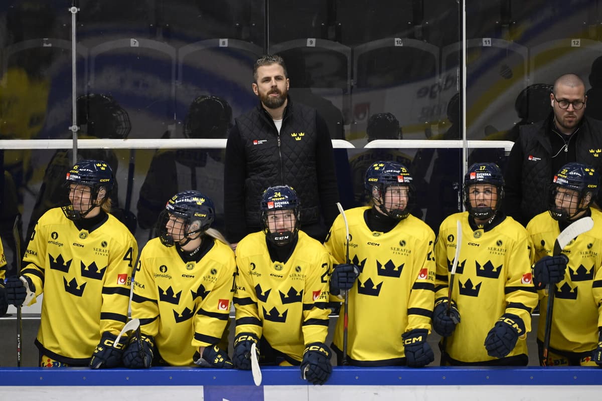 Sweden Finishes Last in Euro Hockey Tour After Three Losses