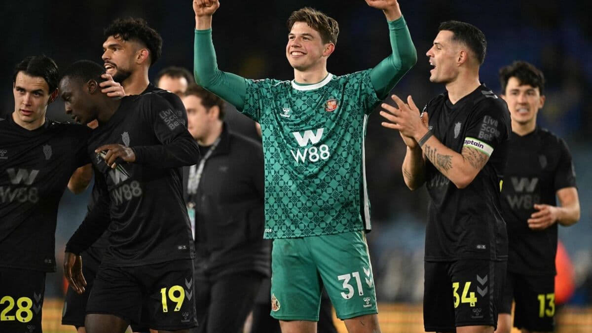 Melker Ellborg keeps a clean sheet in his Premier League debut