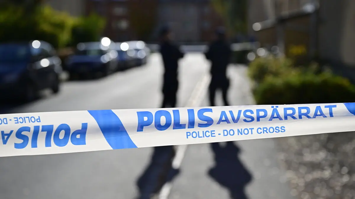 Motorcyclist dies after crashing into tree outside Fagersta