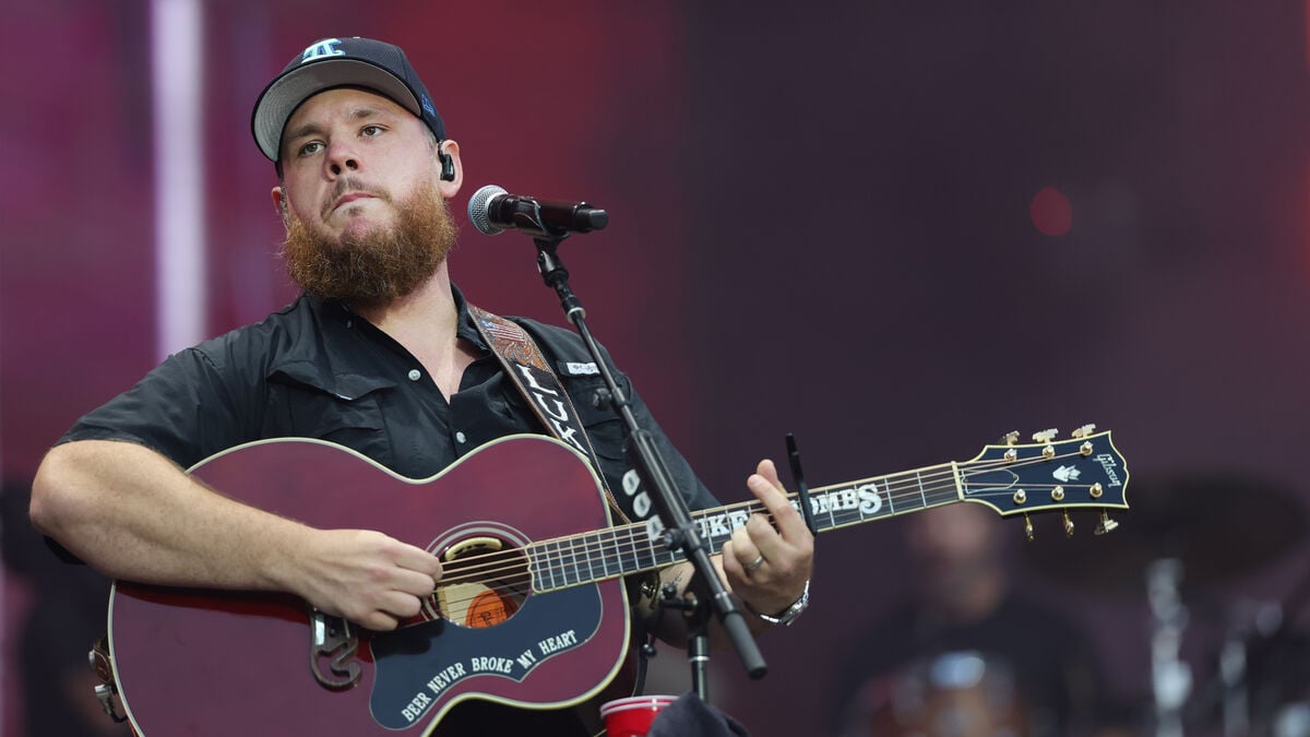 Luke Combs draws record crowd at Ullevi in Gothenburg, organizer says