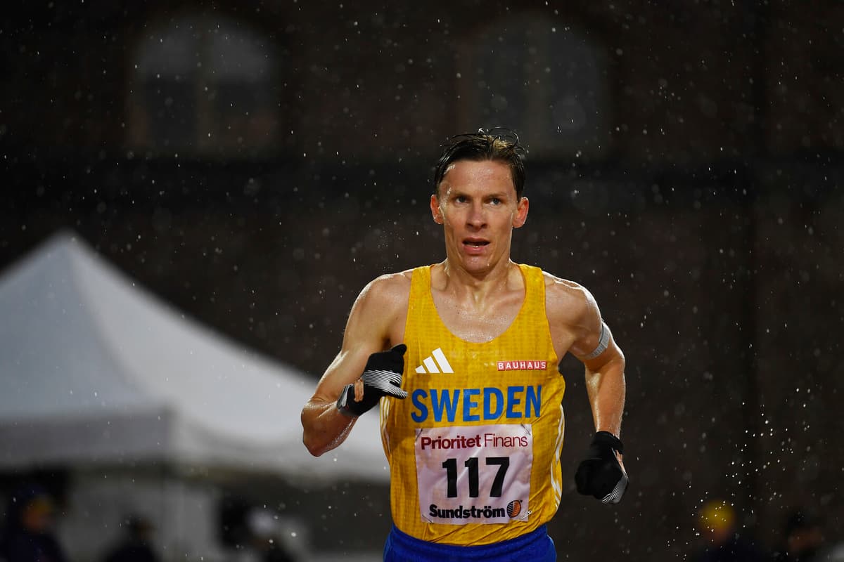 Almgren Claims Third in Diamond League 3000m Final