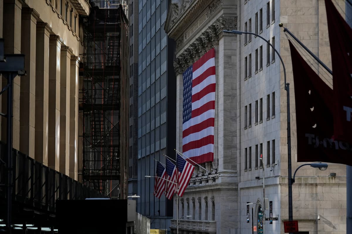 Wall Street Bonuses Hit Record 47.5 Billion Dollars