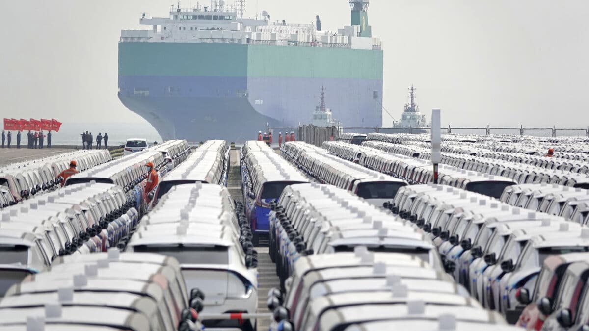 EU asks China to voluntarily cap hybrid car exports to Europe, FT reports