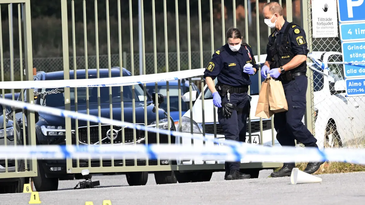 Three charged with murder after shooting outside Örebro mosque