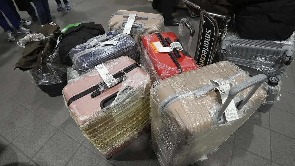 Swedish man in his 80s detained in Spain after 4.5 kilos of cocaine found in luggage