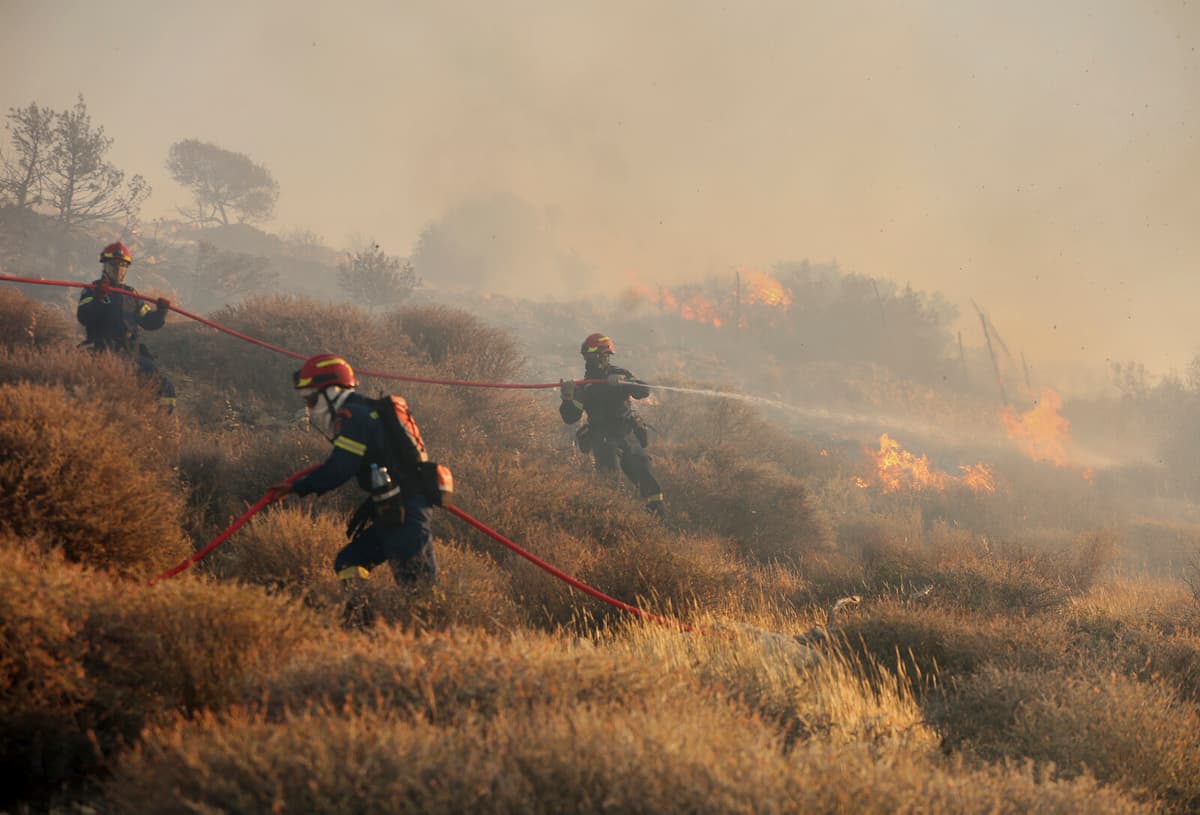 Greece Issues Heat Warning as Europe Faces Warm Weather