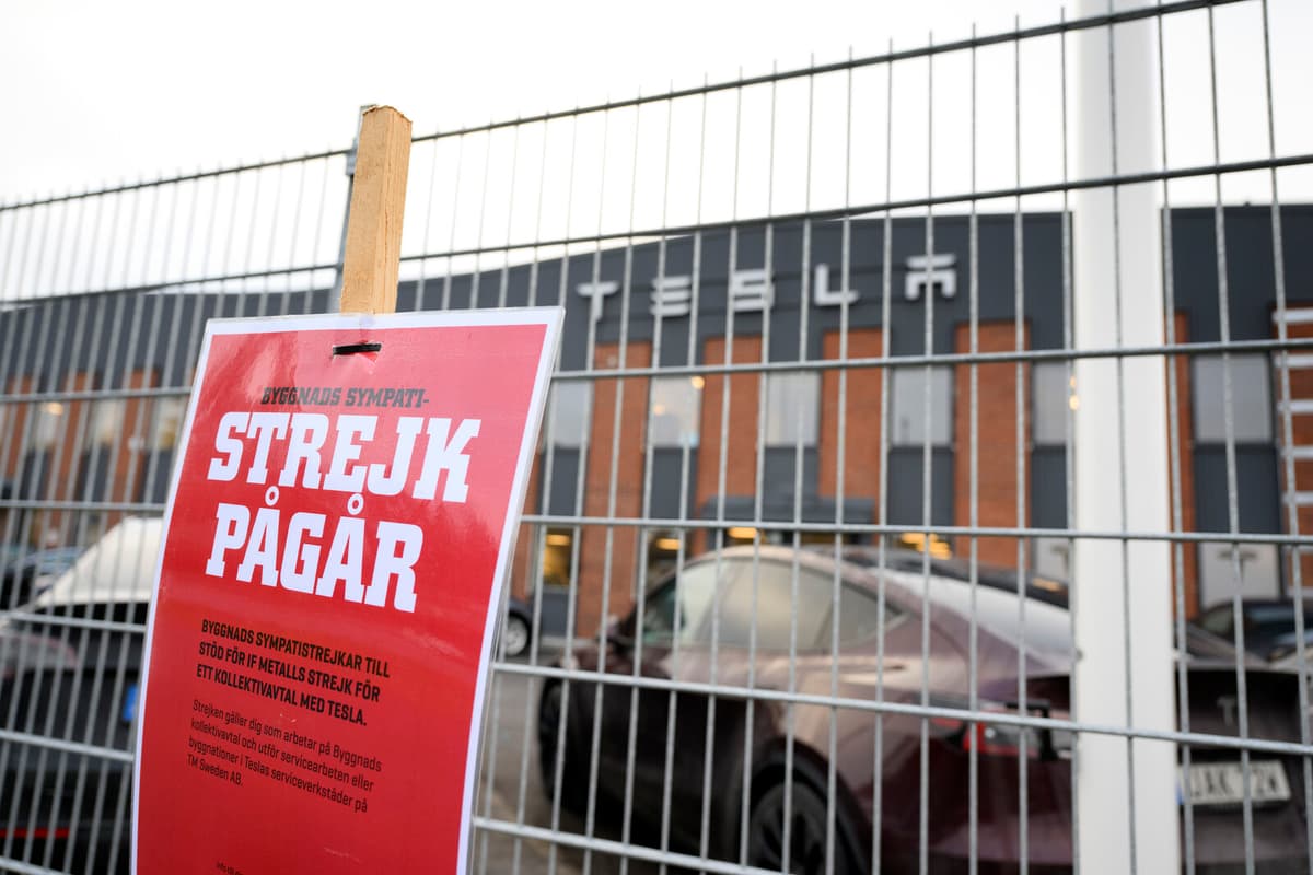 Tesla Denied New Charging Stations Amid Swedish Union Strikes