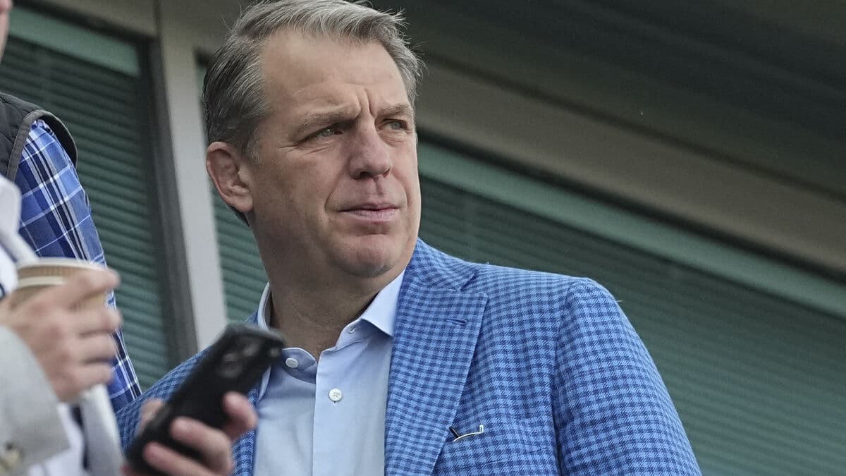 Chelsea co-owners Todd Boehly and Mark Walter sell stakes as Clearlake takes full control