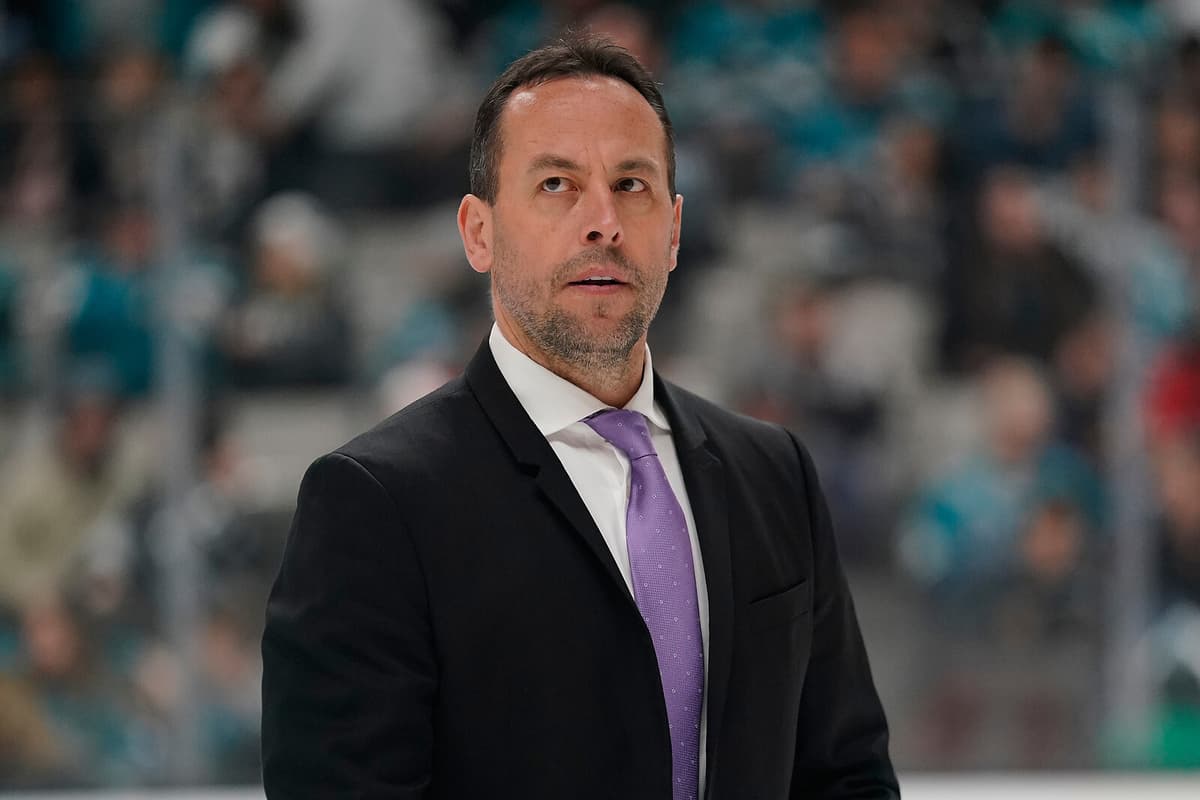 German Coach Marco Sturm Joins Boston NHL Team