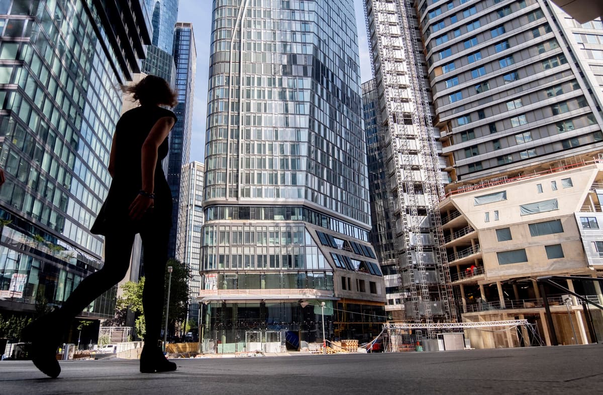 German Economy Shows Improvement While France Faces Challenges