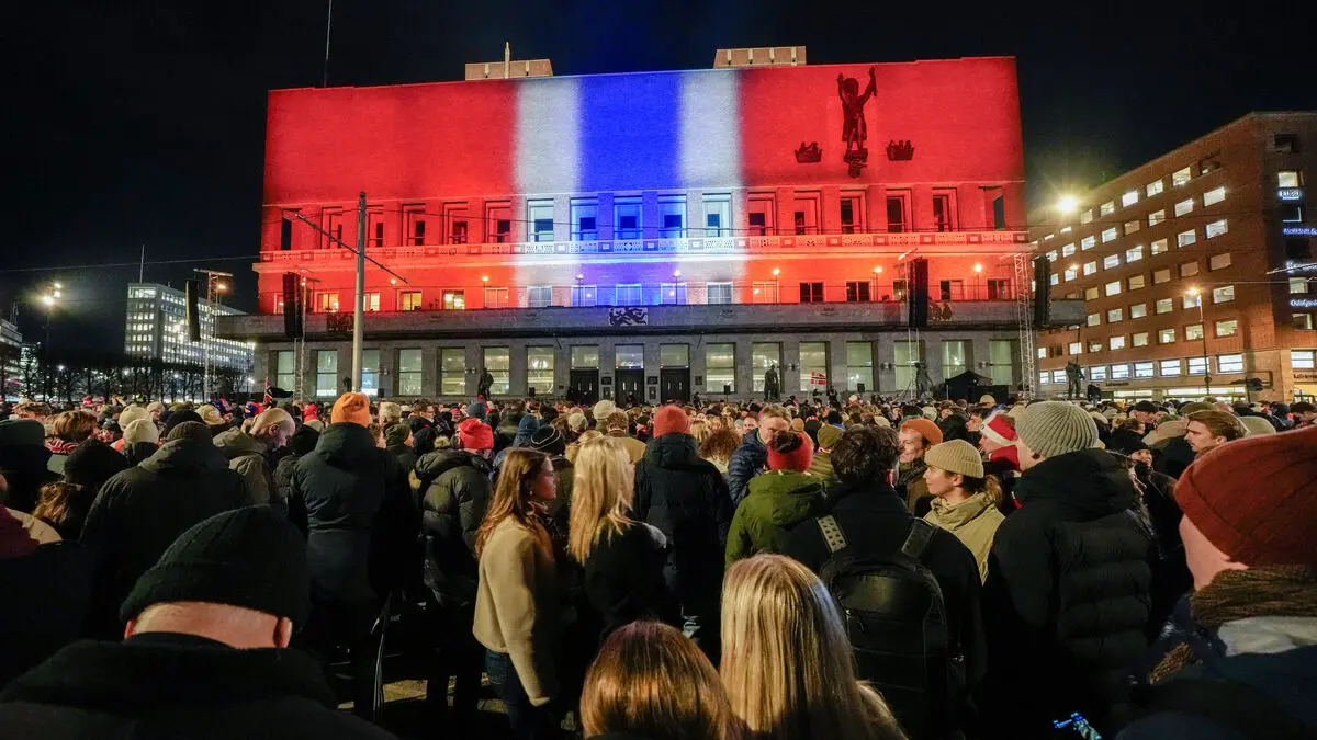 Tens of thousands paid tribute to football heroes in Oslo