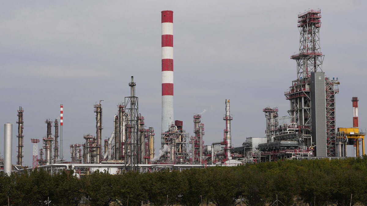 Sanctions hit Serbia