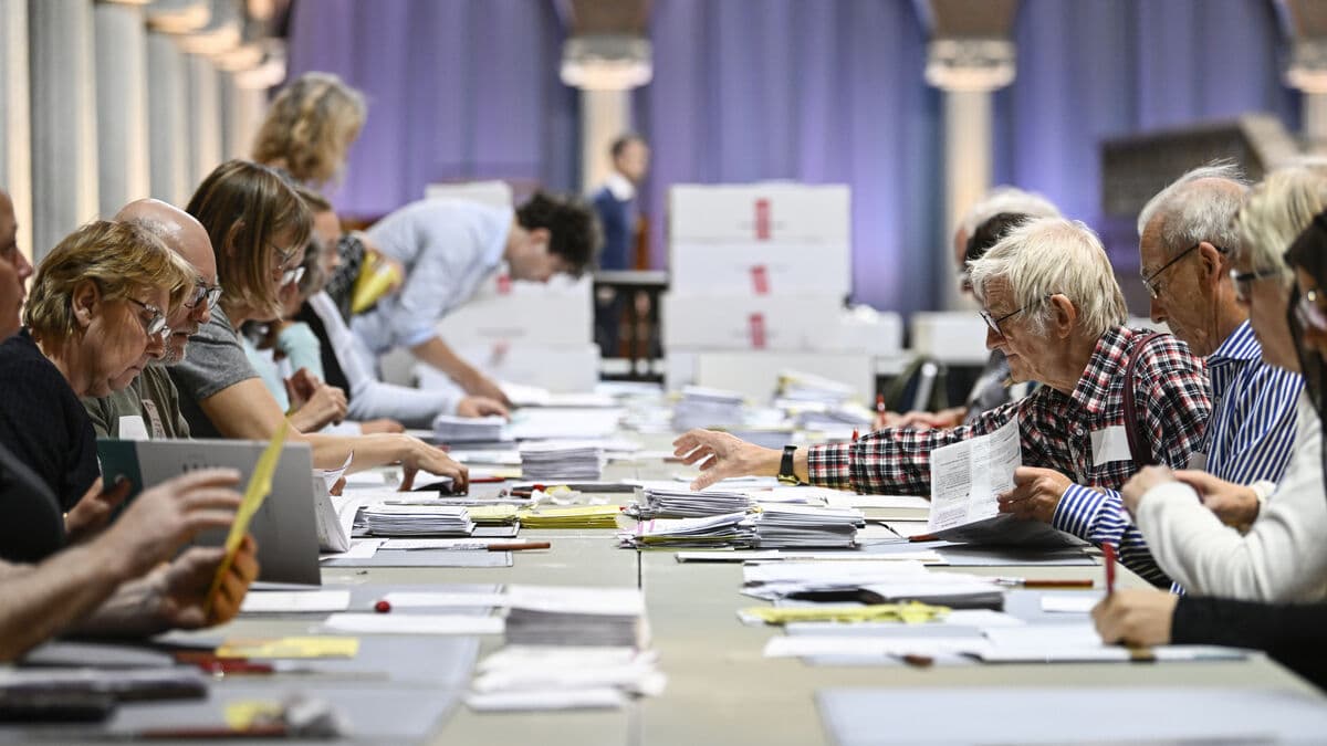 This is how the parties chase votes abroad - it could decide the election