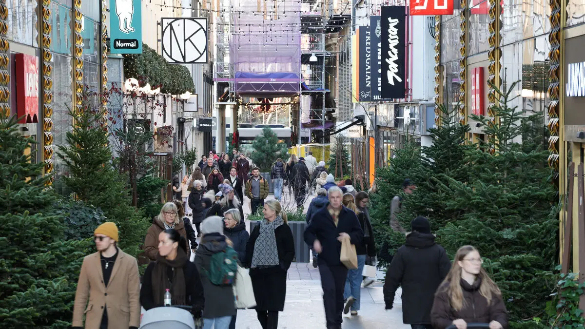 Cheaper package holidays are pushing down inflation